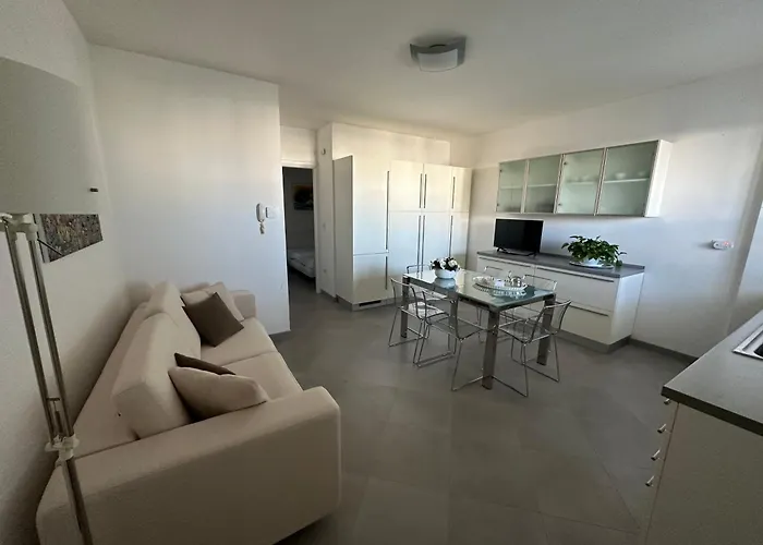 Apartment La Spiaggetta